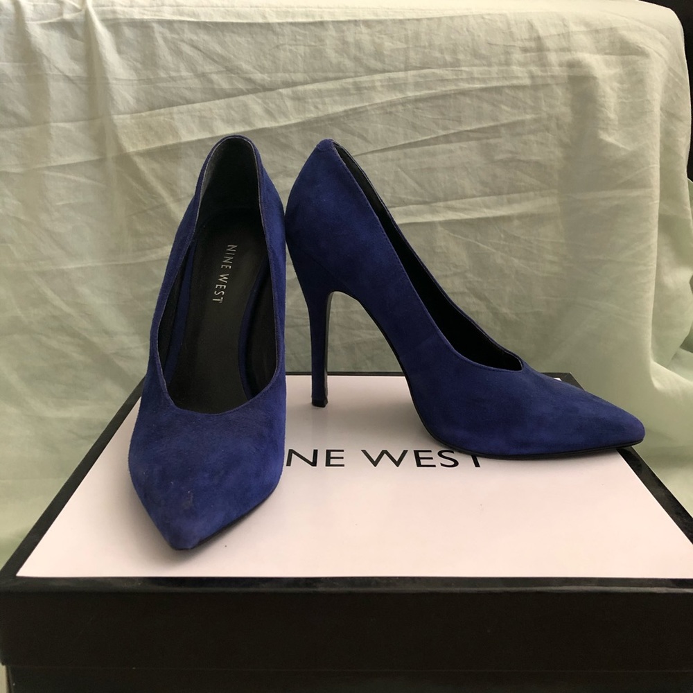 Royal blue Nine West pumps